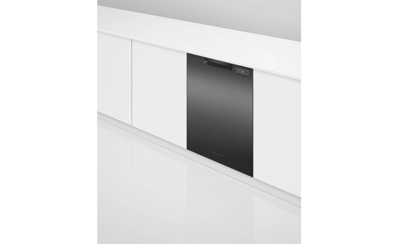 Fisher & Paykel 60cm Series 7 Built-Under Dishwasher (Black) DW60UC6B