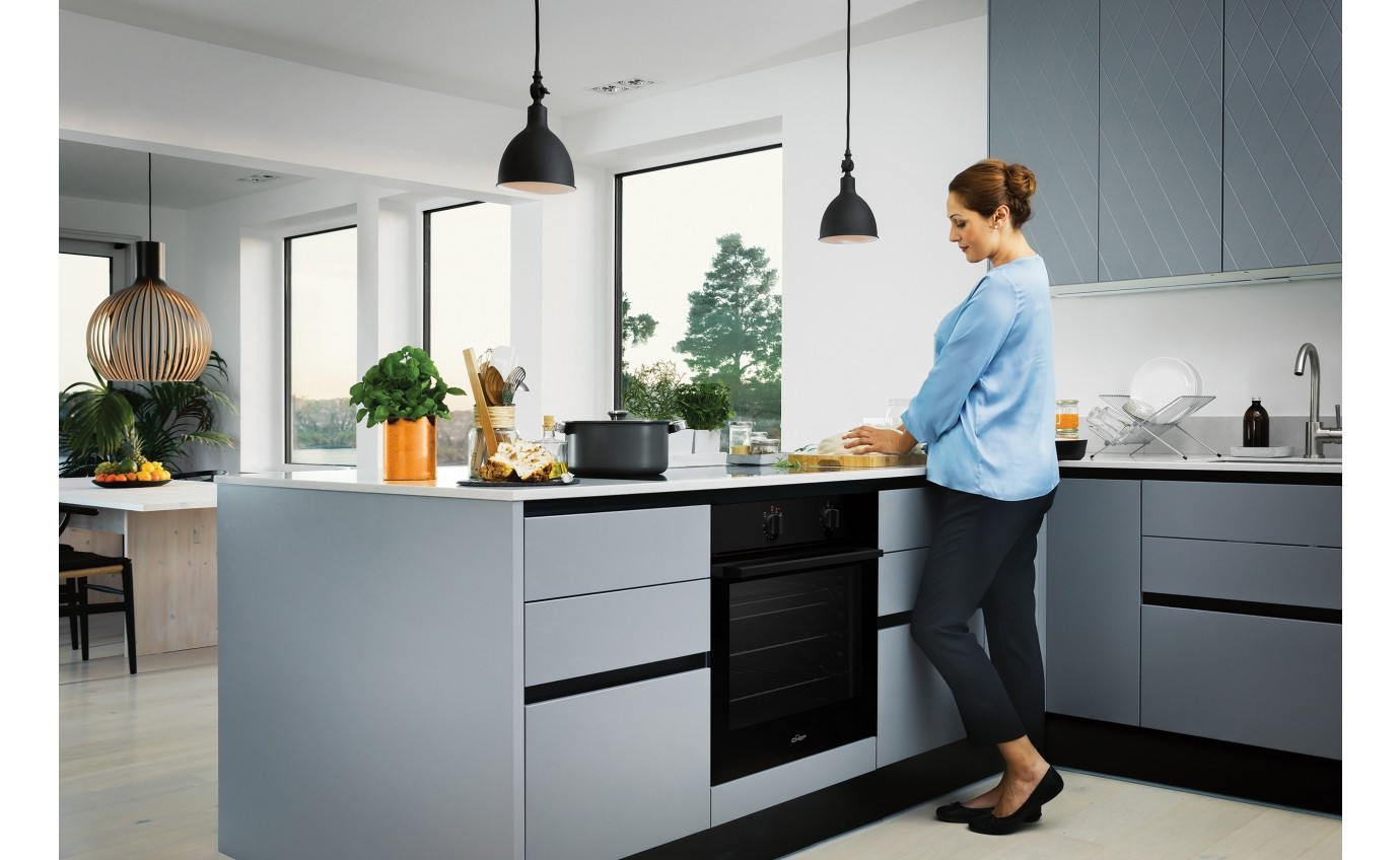 Chef 60cm Fan Forced Oven CVE612DB Fridge & Washer City